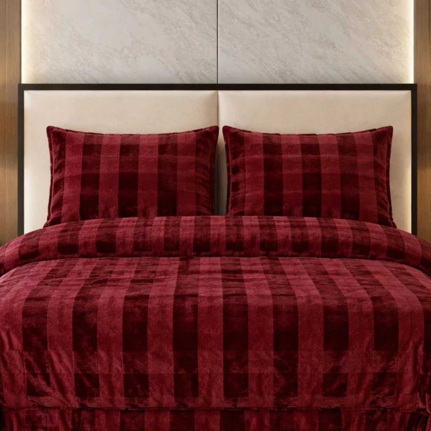 Comforter 4 Pcs Set Ornate Carve Poly Bag - Ruby Red Colour