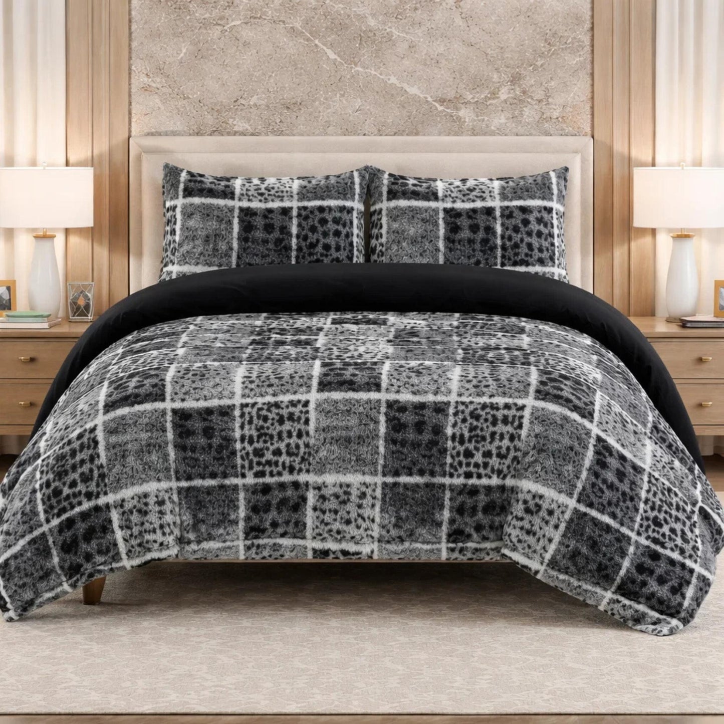 Comforter 4 Pcs Set Savanna Signature Top Fitted Poly Bag - Black Colour