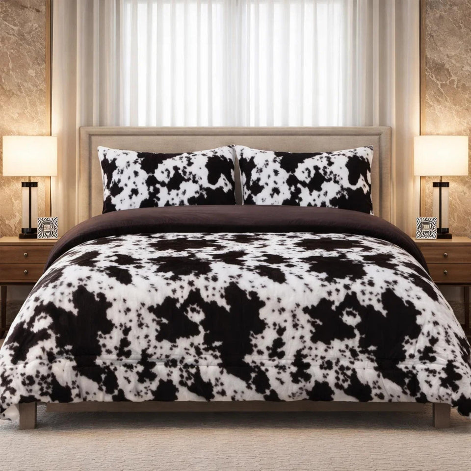 Comforter 4 Pcs Set Savanna Signature Top Fitted Poly Bag - Black & White colour