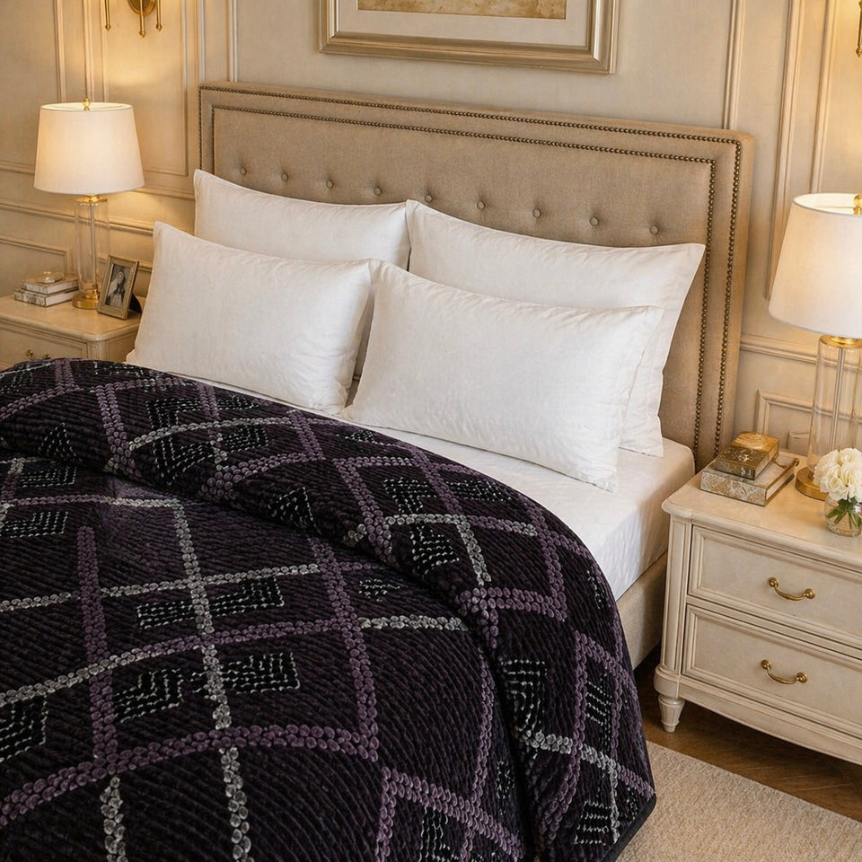 Blueborough Jacquard Fleece Blanket King Size - Black Colour