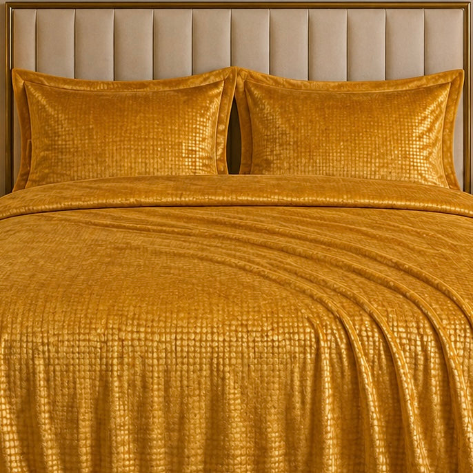 Caelrix Frost Velour Solo Fleece Blanket King Size In Poly Bag - Gold Colour