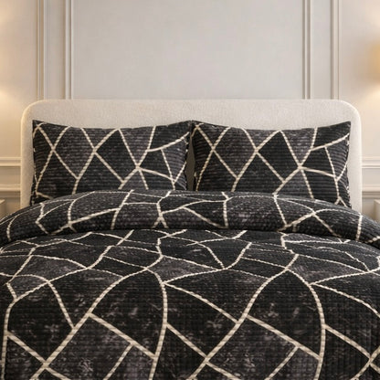 Comforter 4 Pcs Velor Front Fitted Set Poly Bag- Black Colour