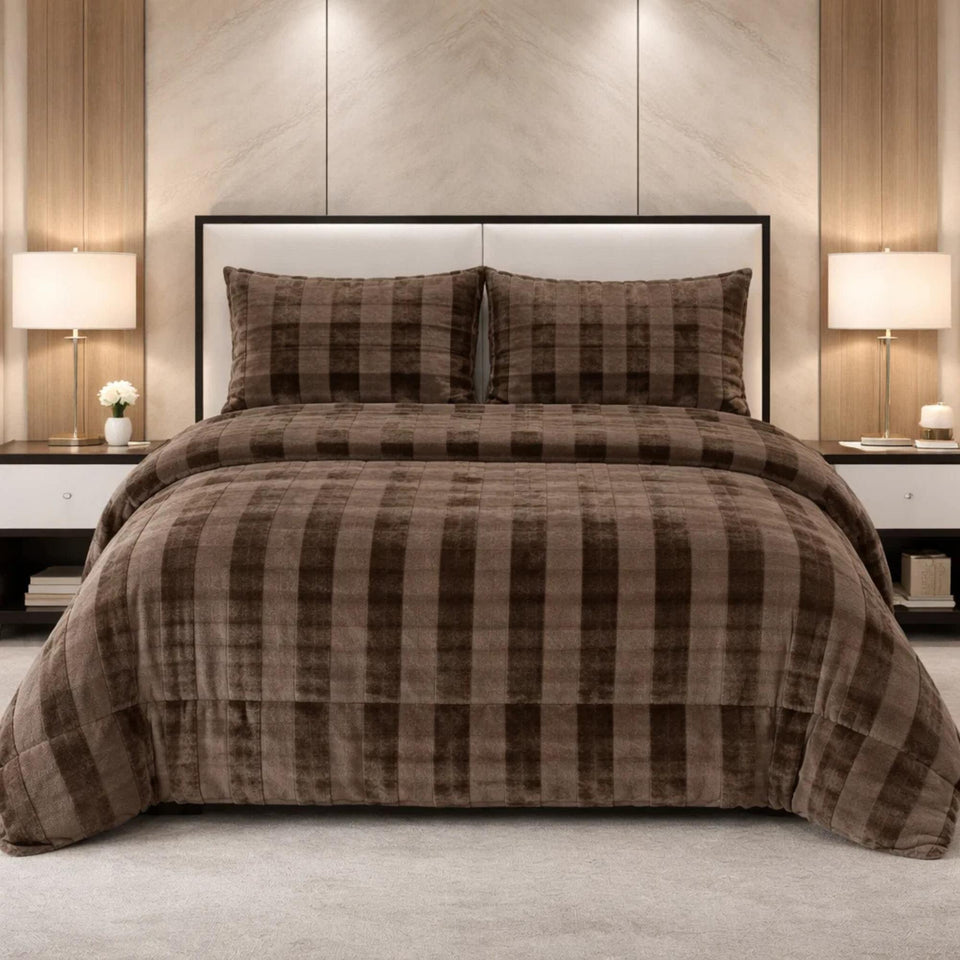 Comforter 4 Pcs Set Ornate Carve Poly Bag - Dark Brown Colour