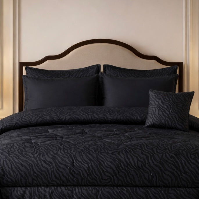Comforter 7 Pcs Grand Mark Signature Set - Black Colour