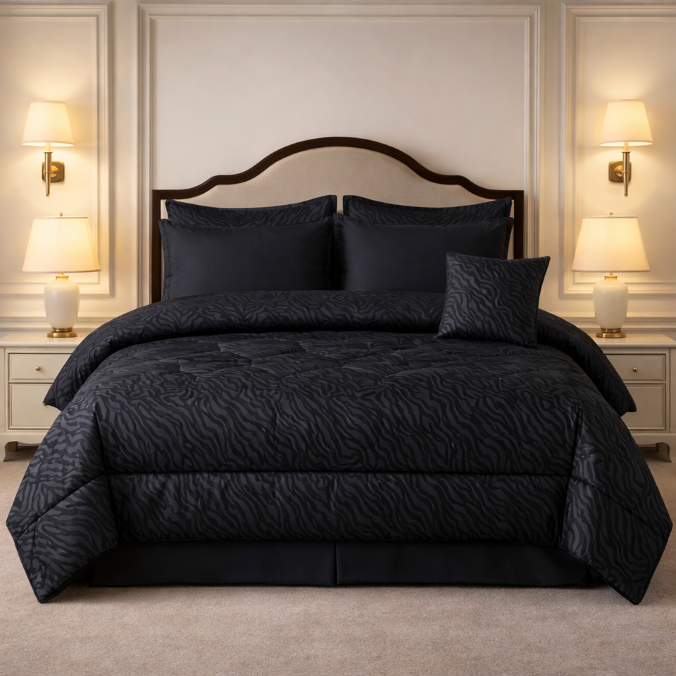 Comforter 7 Pcs Grand Mark Signature Set - Black Colour