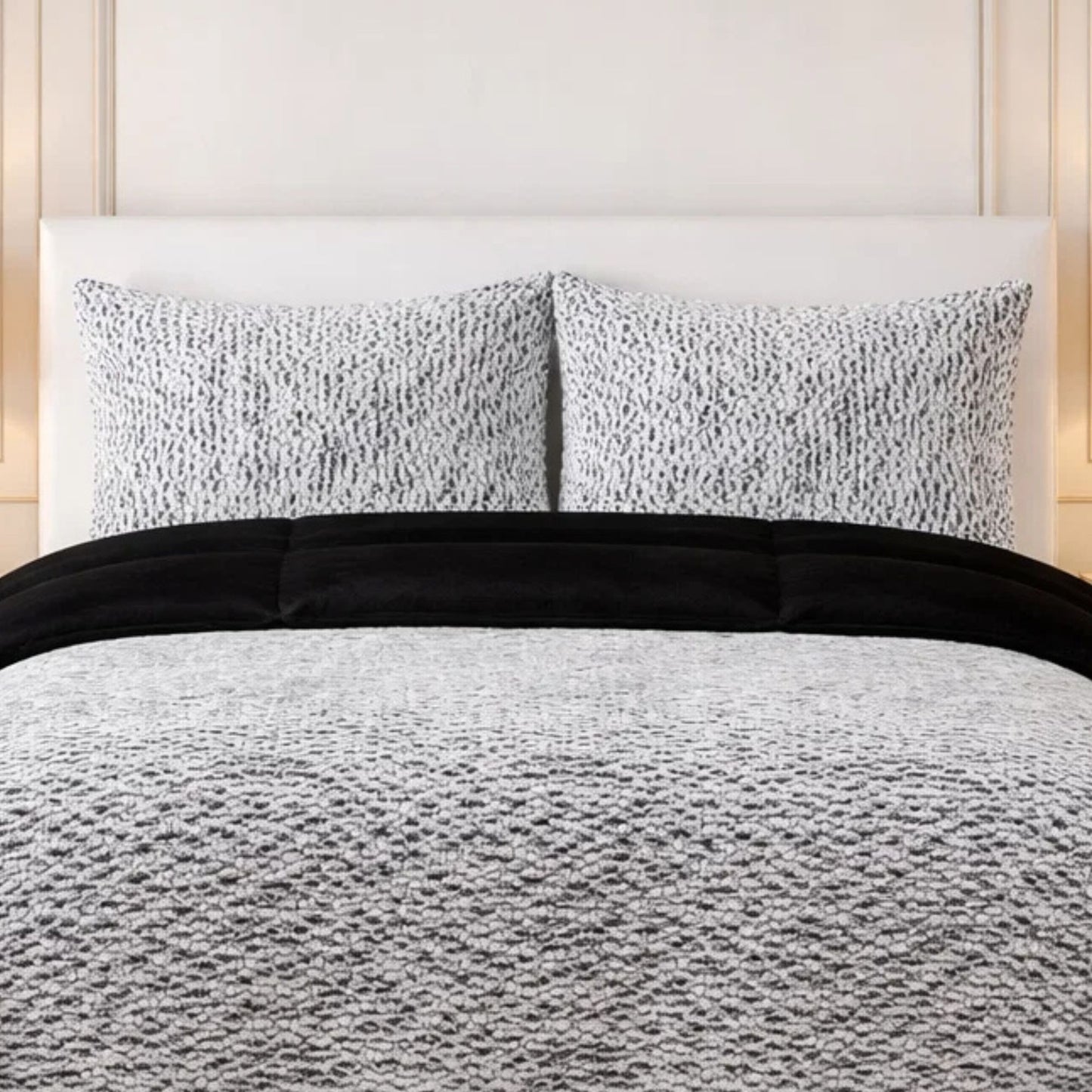 Comforter 4 Pcs Set Lumi Carve Prestige Top Fitted Bedsheet Poly Bag - White Colour