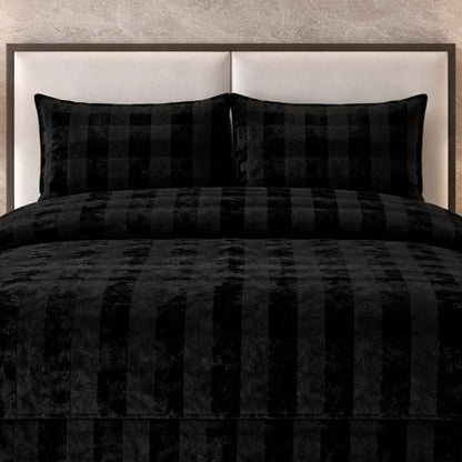 Comforter 4 Pcs Set Ornate Carve Poly Bag - Black Colour