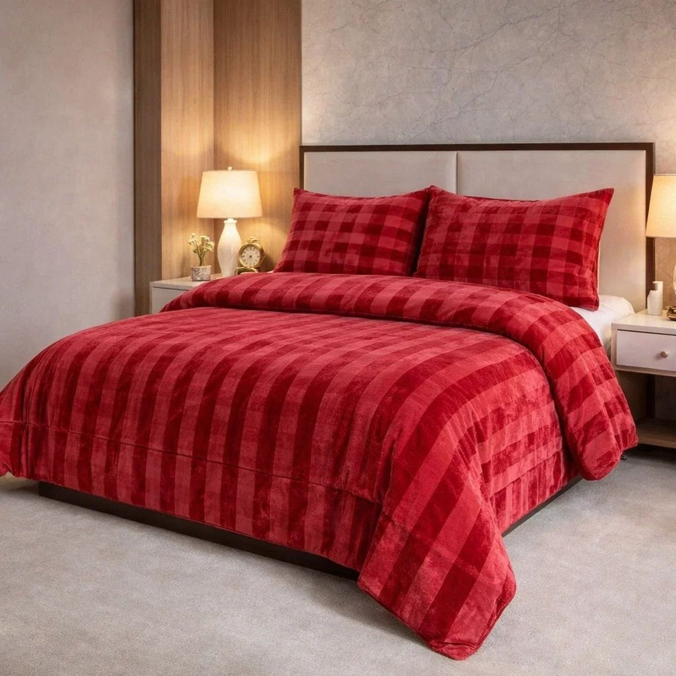 Comforter 4 Pcs Set Ornate Carve Poly Bag - Red Colour
