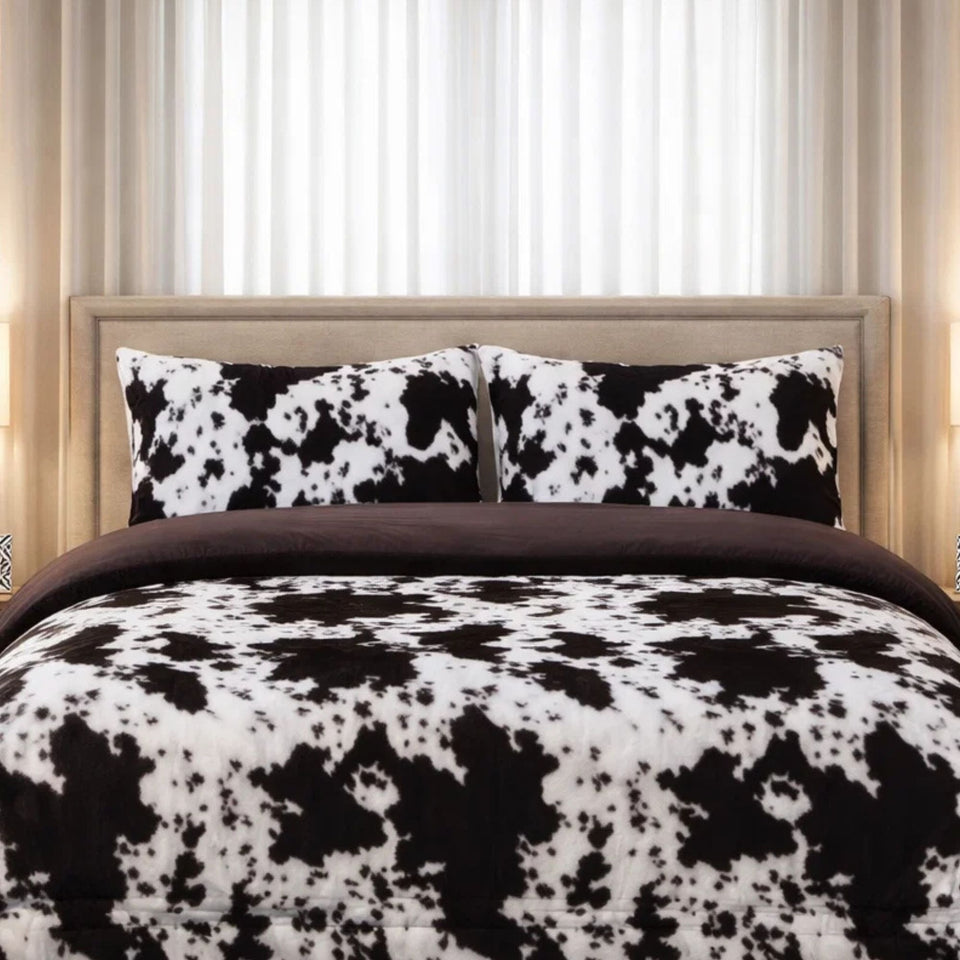Comforter 4 Pcs Set Savanna Signature Top Fitted Poly Bag - Black & White colour
