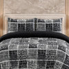 Comforter 4 Pcs Set Savanna Signature Top Fitted Poly Bag - Black Colour