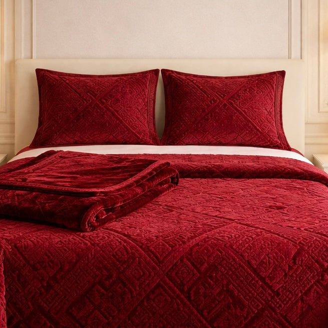 Principessa Cloud 4 Pcs Bed Spread Cloudy Set Box - Ruby Red Colour