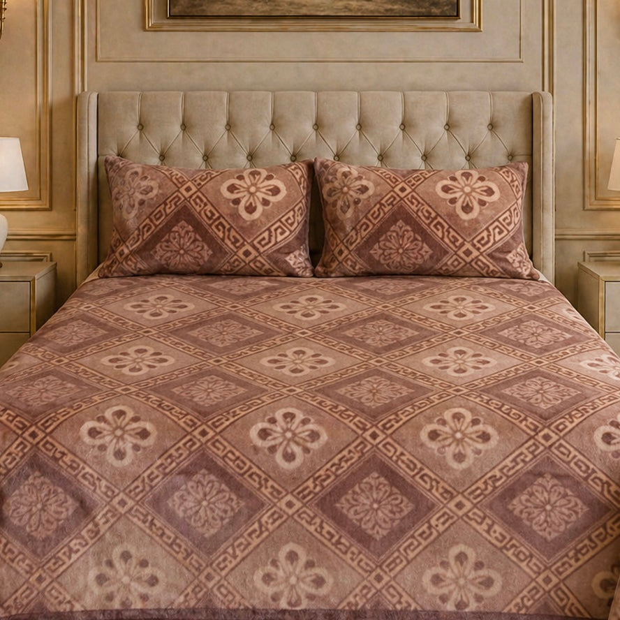 SonataCloud 4 Pcs Fleece Bed Spread Set - Sandy Beige Colour