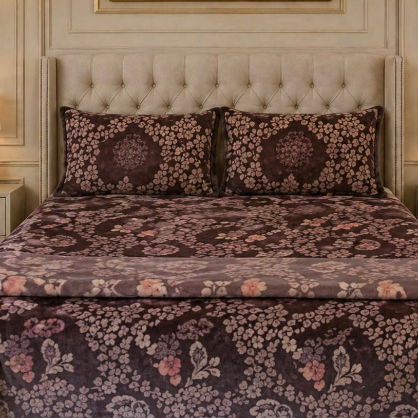 SonataCloud 4 Pcs Fleece Bed Spread Set - Rich Plum Colour